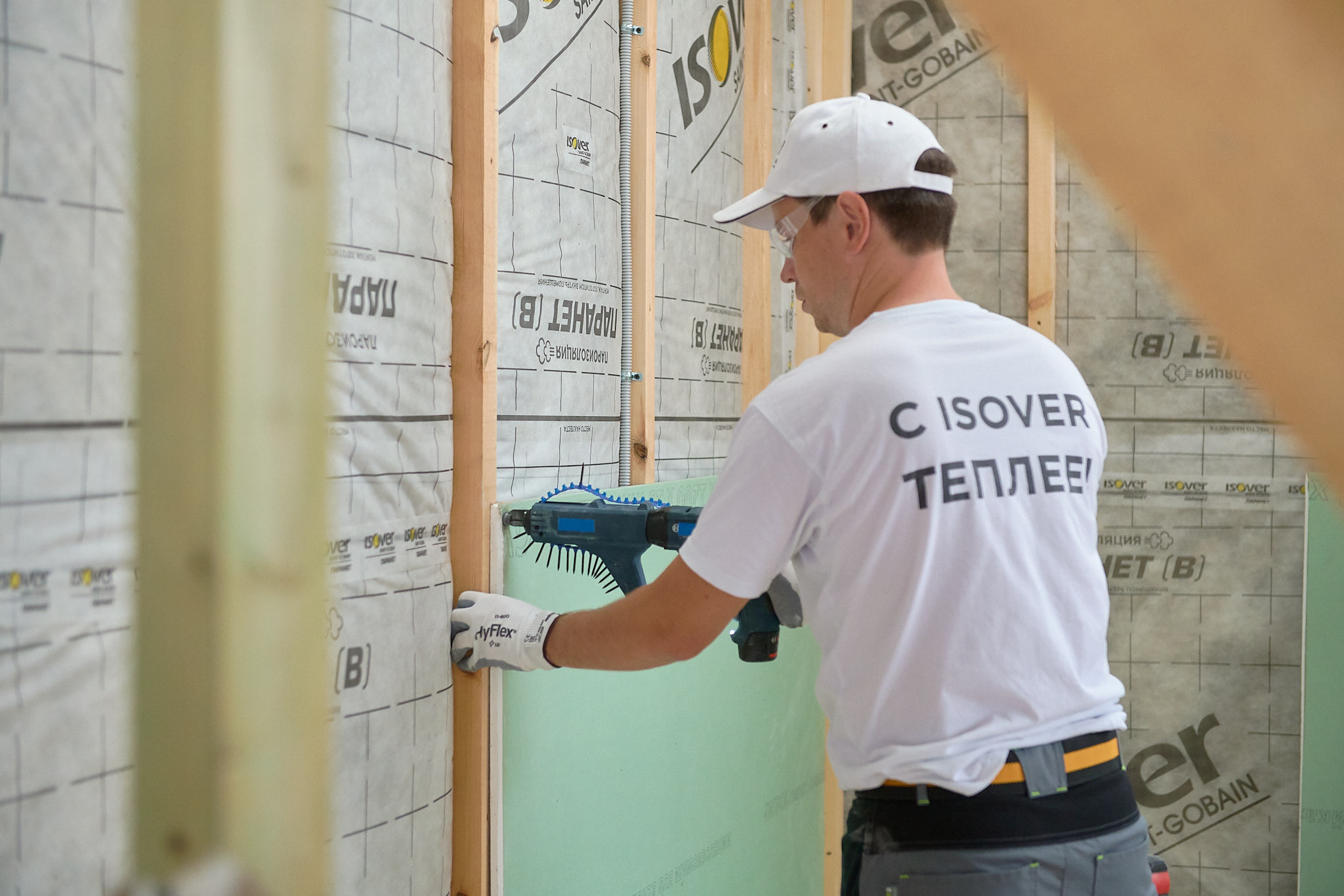 Обшивка стен Гипроком в каркасном доме: особенности монтажа и отделки ...